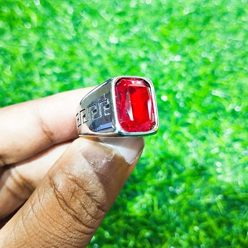 Glossy Silver Red Stone Finger Ring